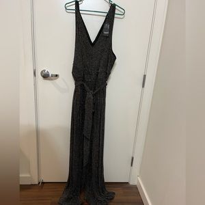 Torrid women’s wide leg glitter pipped jumpsuit size 4